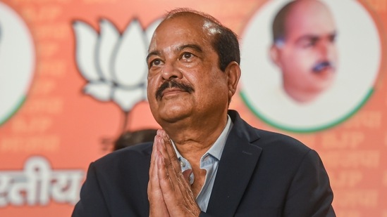 Harsh Mahajan was associated with the Congress for more than 40 years. His resignation came months ahead of the assembly elections in Himachal Pradesh.(PTI) Harsh Mahajan was associated with the Congress for more than 40 years. His resignation came months ahead of the assembly elections in Himachal Pradesh.(PTI)