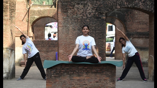 Build habits slowly and be consistent. Exercise at least thrice a week for 30 minutes, do yoga. But if you do get lazy, call it a day with pranayama and meditation (Deepak Gupta / HT Photo)