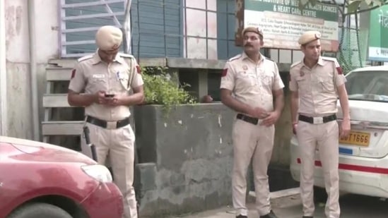 Security around the PFI office in New Delhi's Shaheen Bagh on Wednesday after the Centre banned the Popular Front of India for 5 years.