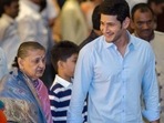 Mahesh Babu with his mother Indira Devi. Mahesh Babu with his mother Indira Devi.