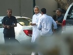 Rajasthan chief minister Ashok Gehlot arrives at 10, Janpath, in New Delhi, to meet Congress president Sonia Gandhi on Thursday.(PTI) Rajasthan chief minister Ashok Gehlot arrives at 10, Janpath, in New Delhi, to meet Congress president Sonia Gandhi on Thursday.(PTI)