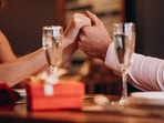 How to date during this festive season? 6 tips from relationship expert(Freepik) How to date during this festive season? 6 tips from relationship expert(Freepik)