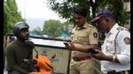 Police patrol has increased in Vashi following complaints of house break-ins and chain snatching incidents. (BACHCHAN KUMAR/HT PHOTO) Police patrol has increased in Vashi following complaints of house break-ins and chain snatching incidents. (BACHCHAN KUMAR/HT PHOTO)