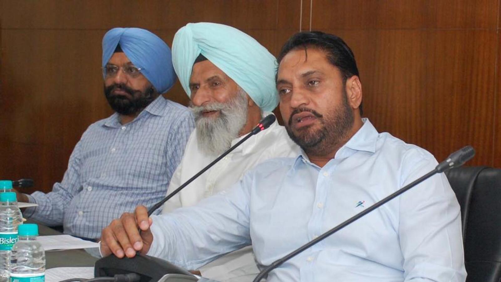 Show Cause Notice For Removal Hc Gives Mohali Mayor 15 More Days To