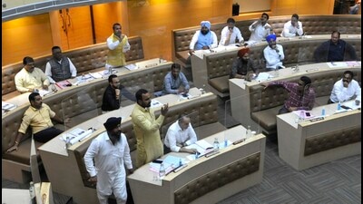 Councillors during the MC General House meeting at the municipal corporation office in Sector 17, Chandigarh, on Thursday. (Keshav Singh/HT) Councillors during the MC General House meeting at the municipal corporation office in Sector 17, Chandigarh, on Thursday. (Keshav Singh/HT)