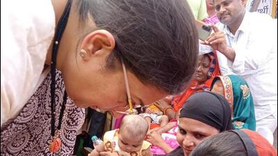 Union minister Smriti Irani at “annaprasan ceremony” in Amethi. (SOURCED IMAGE) Union minister Smriti Irani at “annaprasan ceremony” in Amethi. (SOURCED IMAGE)