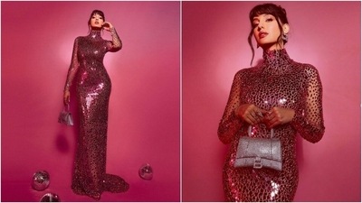 Nora Fatehi is on a spree of making our Instagram feed sparkle. The actor’s sartorial sense of fashion always manages to make fashion lovers scurry to take notes. A day back, the actor shared a slew of pictures of her look for the reality TV show Jhalak Dikhhla Jaa and we are smitten. Take a look at her pictures here. (Instagram/@notafatehi) Nora Fatehi is on a spree of making our Instagram feed sparkle. The actor’s sartorial sense of fashion always manages to make fashion lovers scurry to take notes. A day back, the actor shared a slew of pictures of her look for the reality TV show Jhalak Dikhhla Jaa and we are smitten. Take a look at her pictures here. (Instagram/@notafatehi)