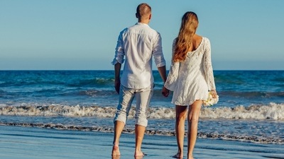 Things to avoid doing in romantic relationships: Therapist suggests Things to avoid doing in romantic relationships: Therapist suggests