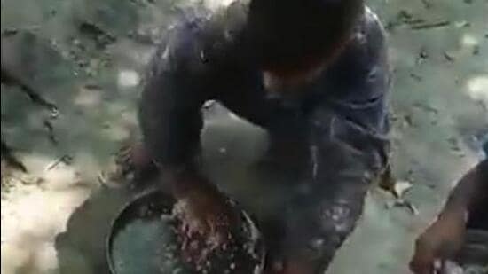 Students had already told their parents about the poor quality of mid-day meal served in the school. (Ashok Swain | Twitter video screengrab)