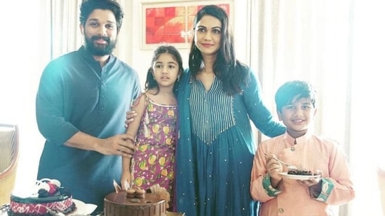 Allu Arjun wishes his 'cutie', wife Sneha Reddy on her birthday with family  pic - Hindustan Times