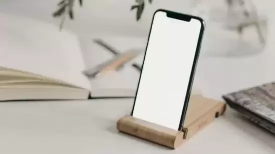 Realme Mobile Phones (https://www.pexels.com)