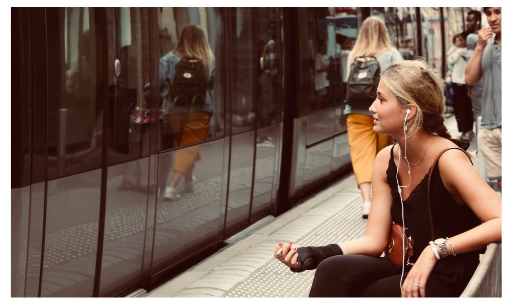 Earphones under ₹700 offer one with excellent quality audio experience. (Unsplash) Earphones under ₹700 offer one with excellent quality audio experience. (Unsplash)