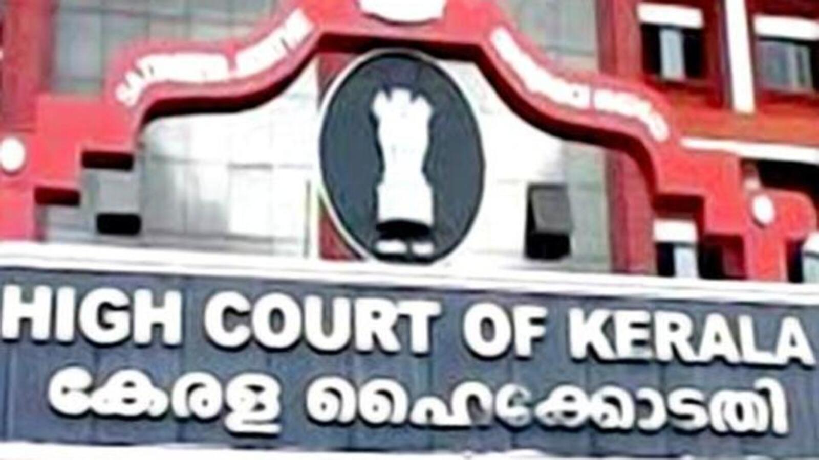 Kerala high court asks police to remove obstruction in front of Vizhinjam Port | Latest News India - Hindustan Times Kerala high court asks police to remove obstruction in front of Vizhinjam Port | Latest News India - Hindustan Times