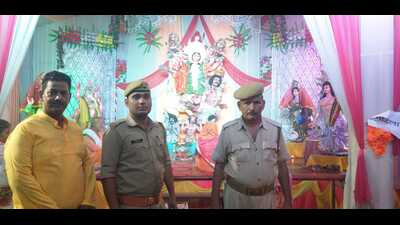 Fire department officials inspecting Durga Puja Pandals in Prayagraj (HT Photo) Fire department officials inspecting Durga Puja Pandals in Prayagraj (HT Photo)