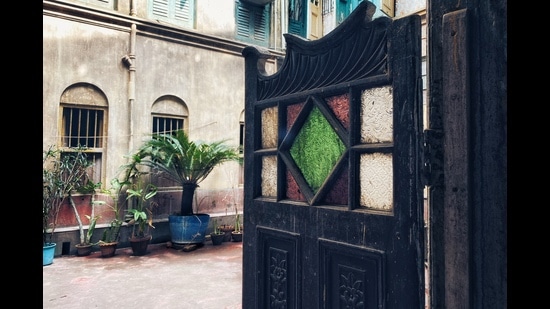 Calcutta Houses is documenting the design details of Barrister Babur Bari, a 200-year-old home. (Courtesy Calcutta Houses)