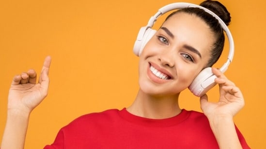 Noise Cancelling Headphones: Noise cancelling headphones are perfect for long flights or noisy hotel rooms, as they help reduce external noise and provide a more immersive music or movie experience.(Pexels)