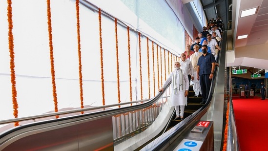 In Pics: PM Modi inaugurates new Vande Bharat and Ahmedabad Metro ...