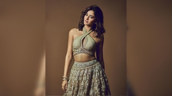 Actor Tamannaah Bhatia dropped a few heart-eye emojis in the comment section of Ananya Panday's post.(Instagram/@ananyapanday)