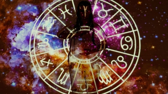 Know about 12 Zodiac Sign