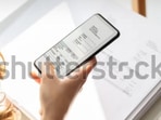 Looking for the best 3G mobile phones? Find out here! (Shutterstock) Looking for the best 3G mobile phones? Find out here! (Shutterstock)