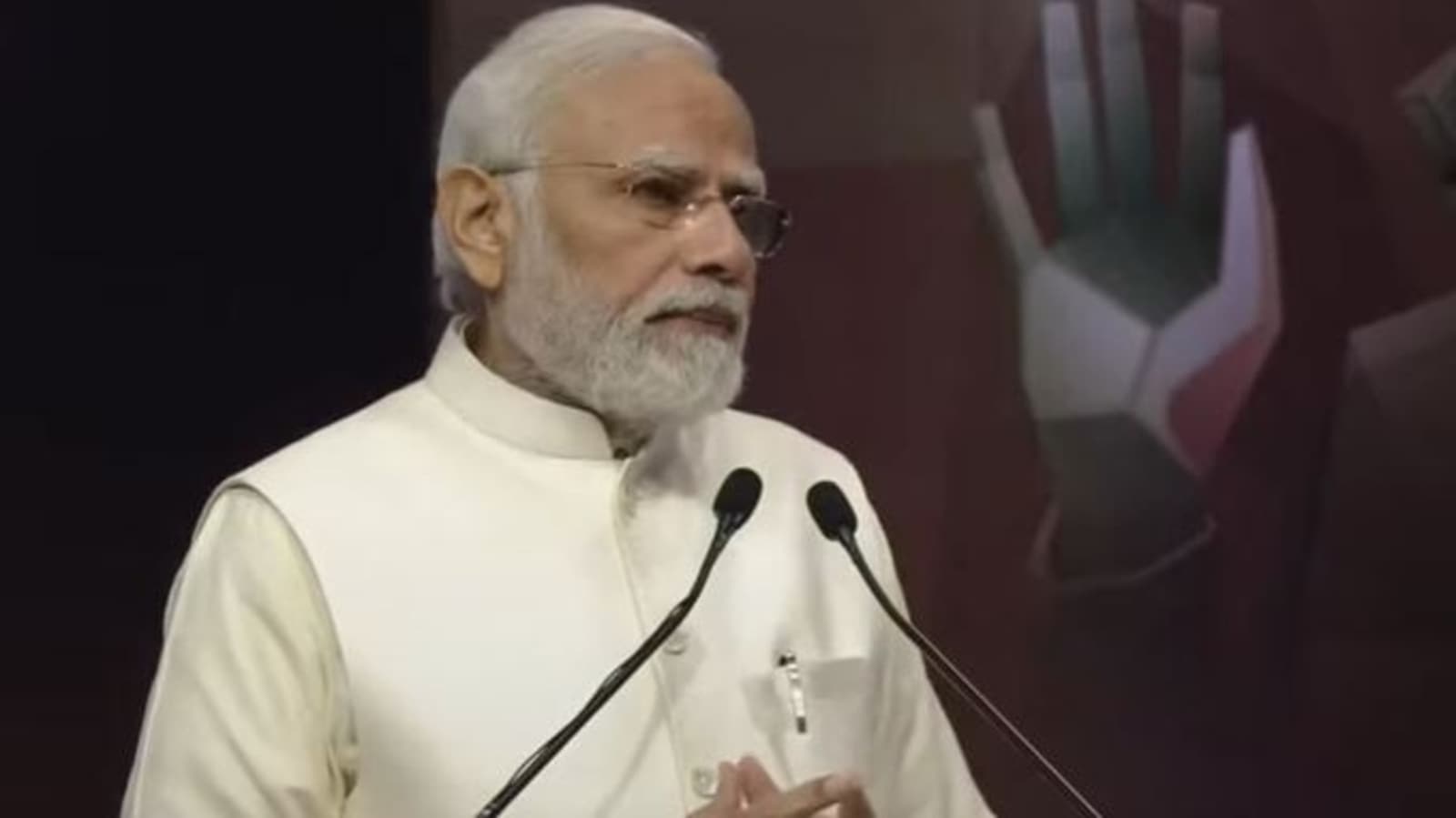 ‘Many people made fun of my Aatmanirbhar Bharat vision’: PM Modi at 5G launch