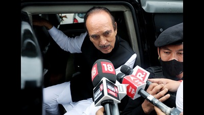 Former Congress leader Ghulam Nabi Azad speaks to the media in Jammu. (ANI)