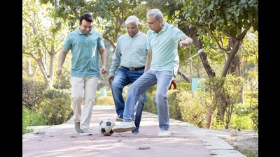 When I retired, my wife and I were keen to revitalise our social lives. We visited some friends, but hardly anybody reciprocated. (Shutterstock) When I retired, my wife and I were keen to revitalise our social lives. We visited some friends, but hardly anybody reciprocated. (Shutterstock)