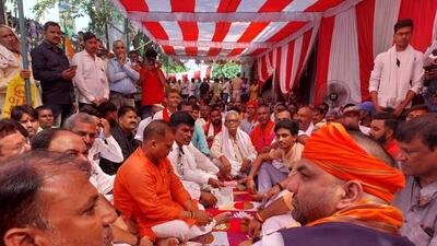 The BJP protest at Sasaram on Saturday was led by leader of opposition in legislative council and former minister, Samrat Chaudhary. (HT photo)