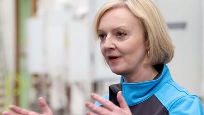 Liz Truss On UK Economy: British Prime Minister Liz Truss visits British Gas Academy in Dartford, Britain. (Reuters)