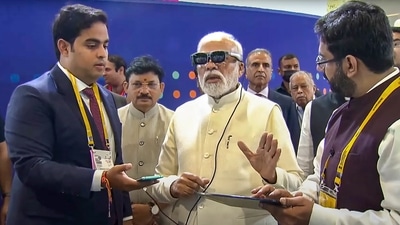 New Delhi: Prime Minister Narendra Modi with Akash Ambani, son of businessman Mukesh Ambani, during the inauguration of the 6th India Mobile Congress at Pragati Maidan in New Delhi, Saturday, Oct. 1, 2022. (PTI Photo) New Delhi: Prime Minister Narendra Modi with Akash Ambani, son of businessman Mukesh Ambani, during the inauguration of the 6th India Mobile Congress at Pragati Maidan in New Delhi, Saturday, Oct. 1, 2022. (PTI Photo)