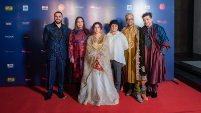 Filmmaker and YIFF curator Tushar Tyagi (extreme left) and chef Suvir Saran (extreme right) with team Sheer Qorma--Shabana Azmi, Divya Dutta, producer Marijke D'Souza, and director Faraz Arif Ansari. 