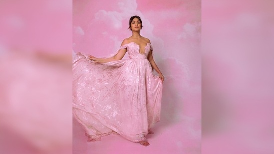 Mrunal Thakur looks like a princess straight out of a fairytale in this stunning pink gown by international designer Tarn Hung.(Instagram/@mrunalthakur)