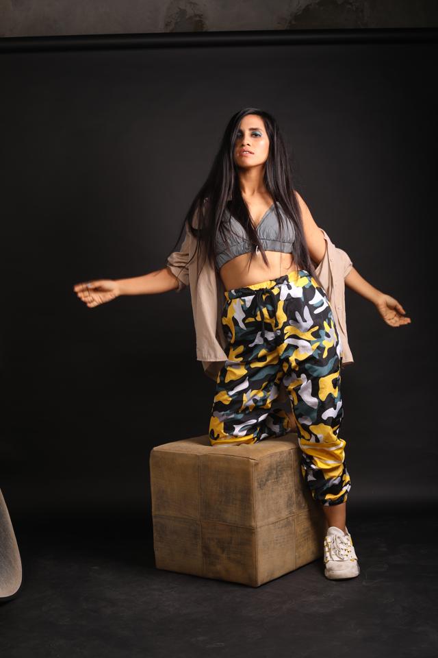 Nikhita Gandhi Nikhita Gandhi
