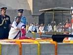 President Droupadi Murmu paid homage to Gandhi and said it is an occasion for all to rededicate themselves to the values of peace, equality and communal harmony.(Hindustan Times)