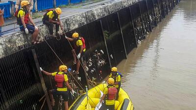 SDRF personnel recover the body of Ankita Bhandari from Cheela canal in Uttarakhand’s Pauri Garhwal district on September 24. (PT)