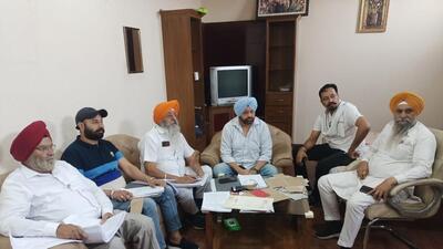 SAD councillors during a meeting in Ludhiana. (HT PHOTO) SAD councillors during a meeting in Ludhiana. (HT PHOTO)