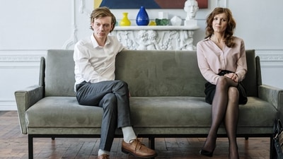 Signs of healthy communication style: Therapist shares insights (Pexels) Signs of healthy communication style: Therapist shares insights (Pexels)