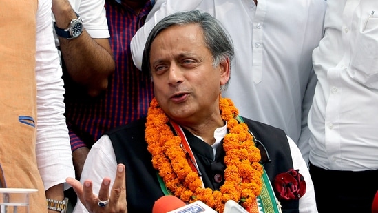 Shashi Tharoor will be contesting against Mallikarjun Kharge for the Congress top post if election takes place on October 17.&nbsp;