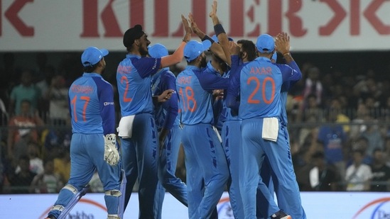IND vs SA Highlights T20 2022: Arshdeep Singh celebrates with teammates after picking a wicket