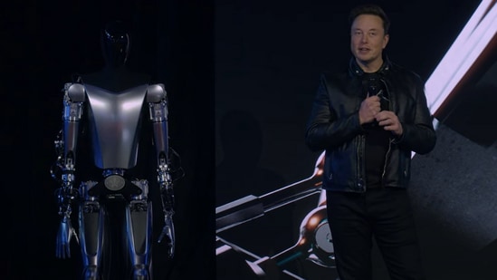 Elon Musk presented the first working model of Tesla bot - Optimus at its AI Day 2022 event.(screengrab/Tesla)