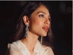 Sobhita Dhulipala is currently basking in the success of the recently-released film Ponniyin Selvan. Directed by Mani Ratnam, Ponniyin Selvan 1 is the first half of the film that released in the theatres on September 30. Sobhita plays the role of a shy princess in the film – Vanathi. The actor, who is currently busy with the promotions of the film, recently went into Vanathi state of mind. Here's proof.(Instagram/@sobhitad)