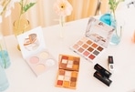 Amazon Great Indian Festival Sale 2022 is the time when you can grab your makeup essentials at slashed down prices.