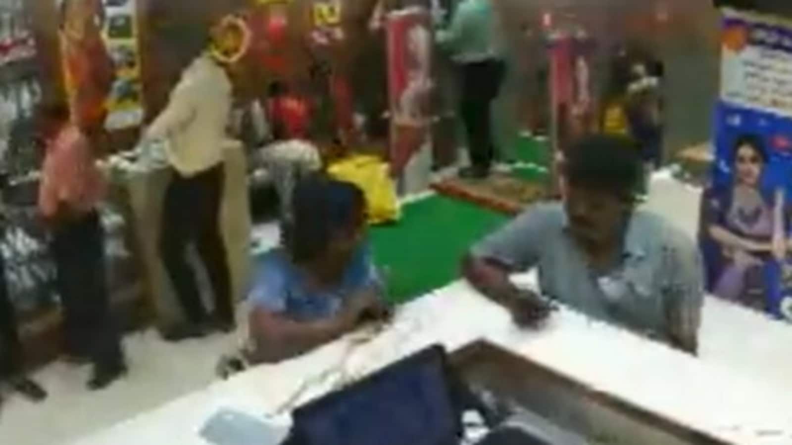 Helium tank explodes in Trichy, 1 dead, 22 injured Latest News India