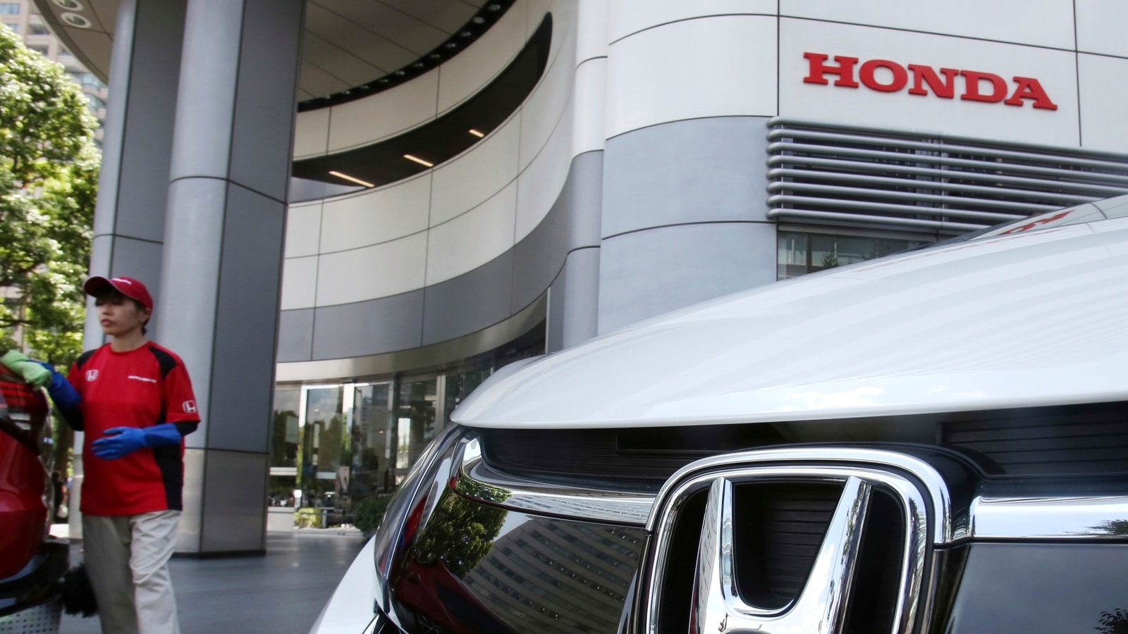 Honda's sales grew 29% last month from September 2021, data shows