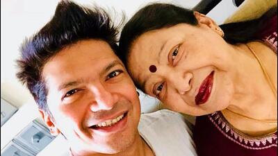 Shaan with his mother, Sonali Mukherjee (Photo: Facebook/Shaan) Shaan with his mother, Sonali Mukherjee (Photo: Facebook/Shaan)