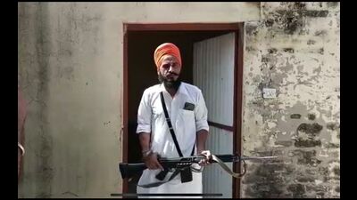 As per the police officials, the man, identified as Jaswinder Singh of Gurdasnangal village, came to the police station at 8.25 am. (Image courtesy:Social media screenshot) As per the police officials, the man, identified as Jaswinder Singh of Gurdasnangal village, came to the police station at 8.25 am. (Image courtesy:Social media screenshot)