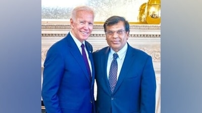 Indian American gets Lifetime Achievement award in US (ANI) Indian American gets Lifetime Achievement award in US (ANI)