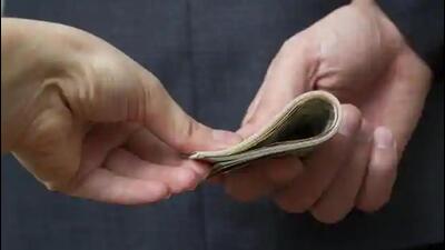 Junior engineer held for taking bribe in Karnal