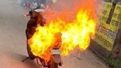 Earlier in August, the Centre had served notices to all electric vehicle manufacturers whose vehicles had caught fire. (Representational pic/File)