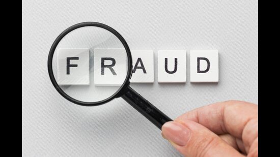 Crime Branch unit 4 of Pimpri-Chinchwad police arrested three persons in loan fraud case (REPRESENTATIVE IMAGE)
